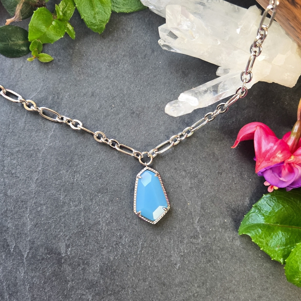 NWT Kendra Scott Alexandria Pendant Necklace, Rhodium and Light Blue